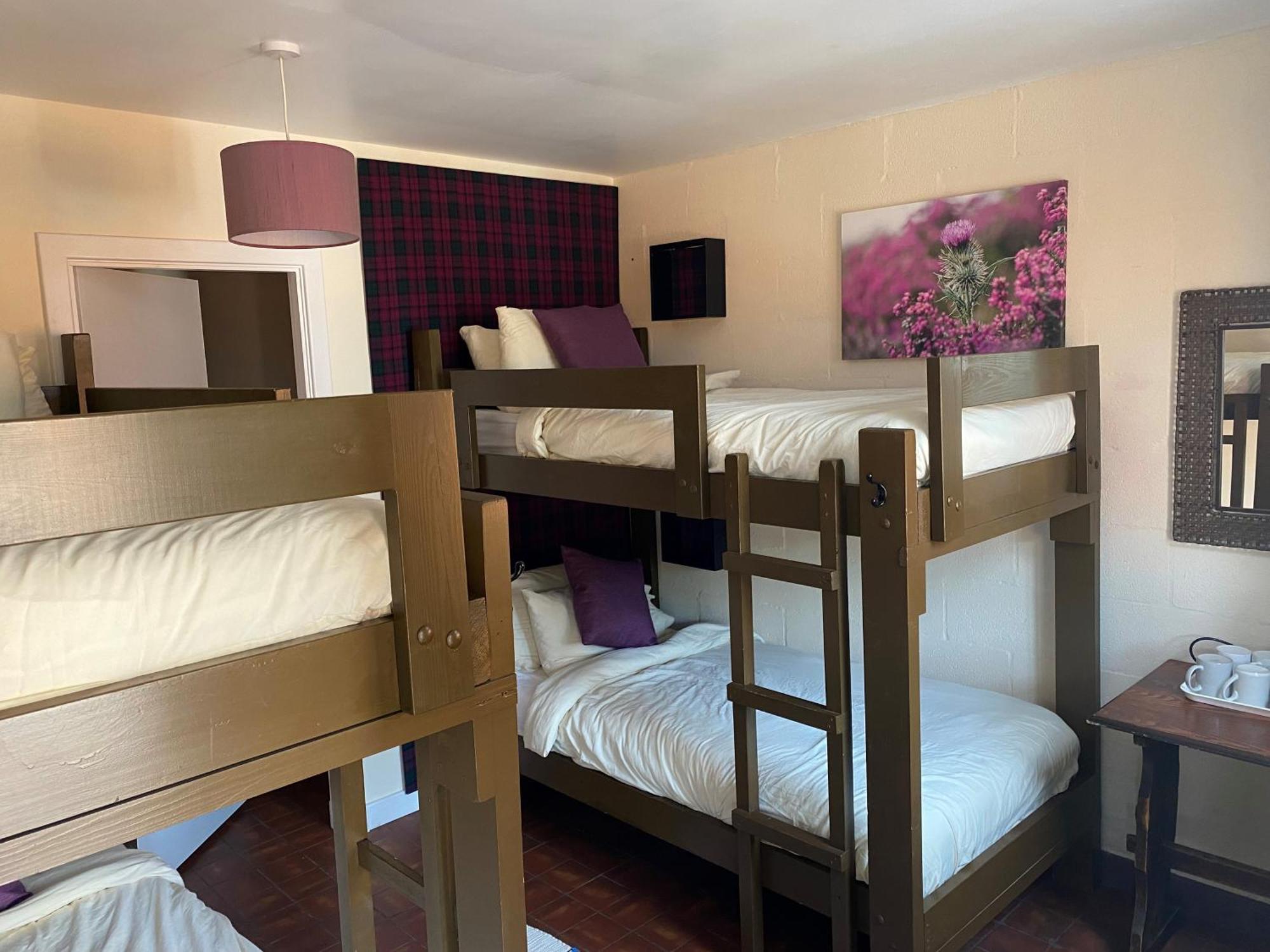 Loch Ness Backpackers Lodge Drumnadrochit Dış mekan fotoğraf